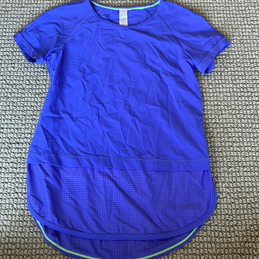 Ivivva Top
